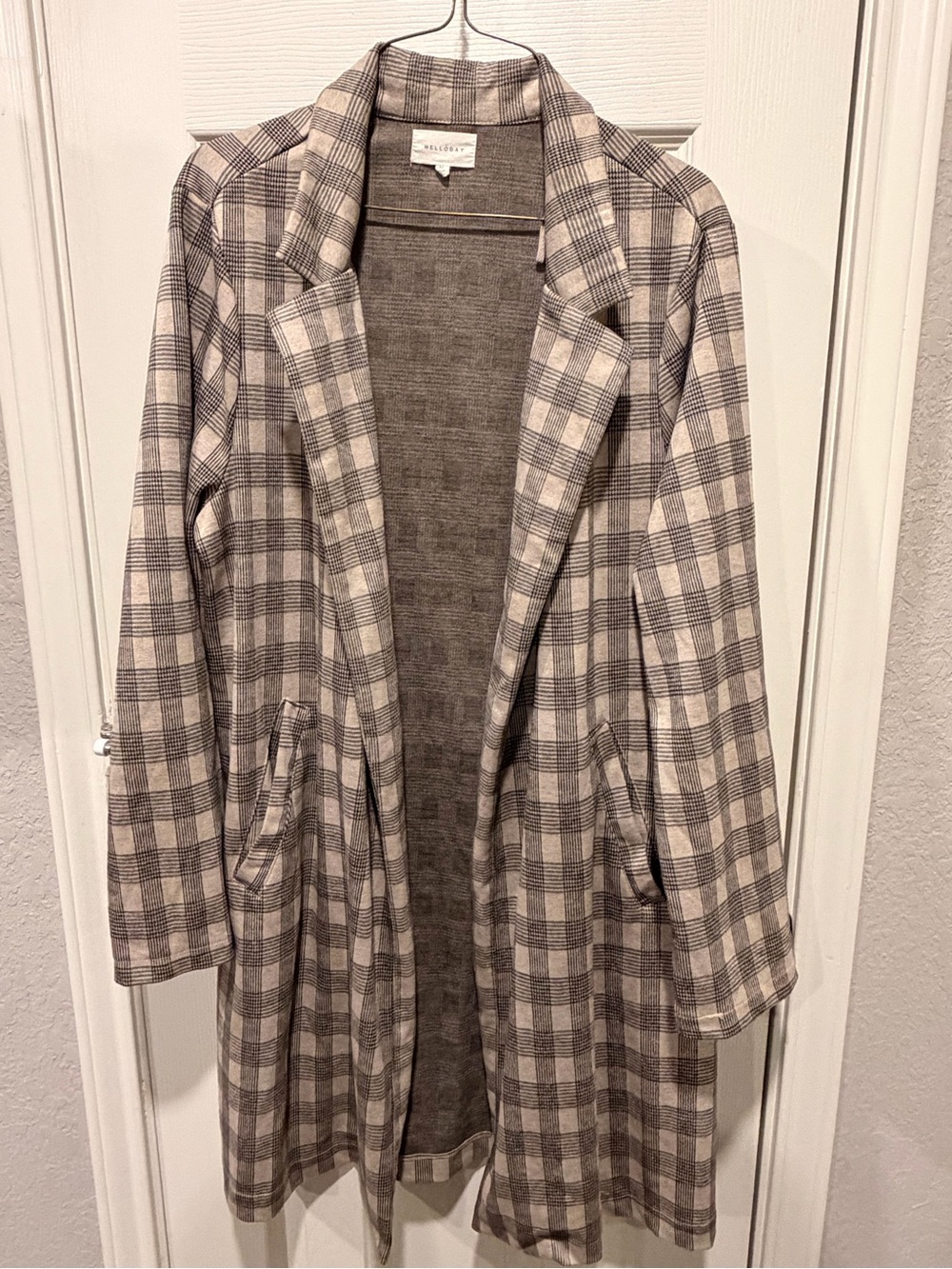 MELLODAY Taupe and Cream Plaid Open Front Blazer